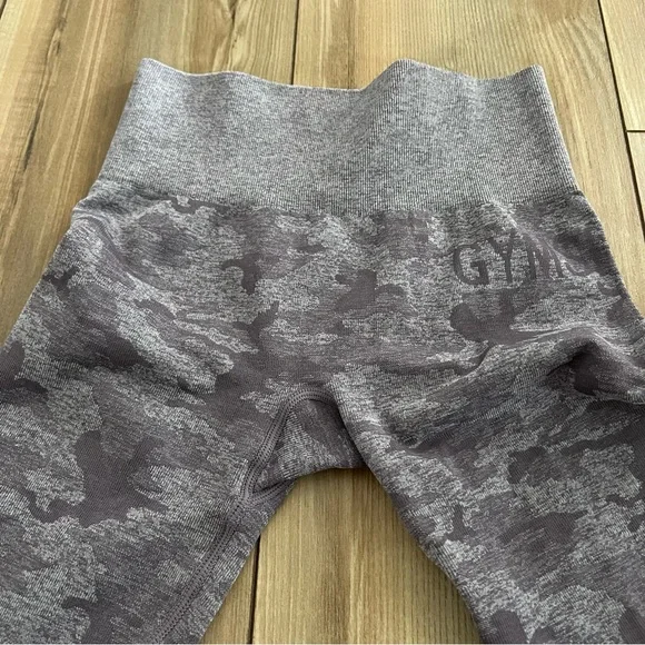 Gymshark Gray Camo Leggings - Picture 3 of 11